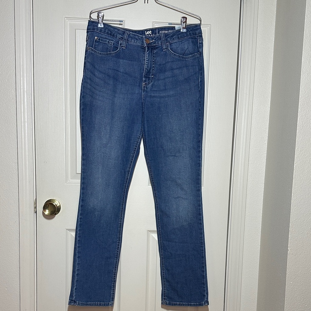 Lee Women's Classic Straight Leg Blue Jeans Midrise